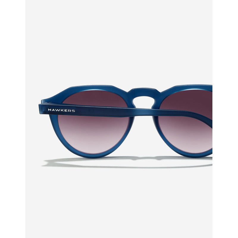 Gafas De Sol Polarizadas Hawkers Warwick Raw Hombre Y Mujer Lente Violeta Varilla Azul Armazón Azul Diseño Gradient