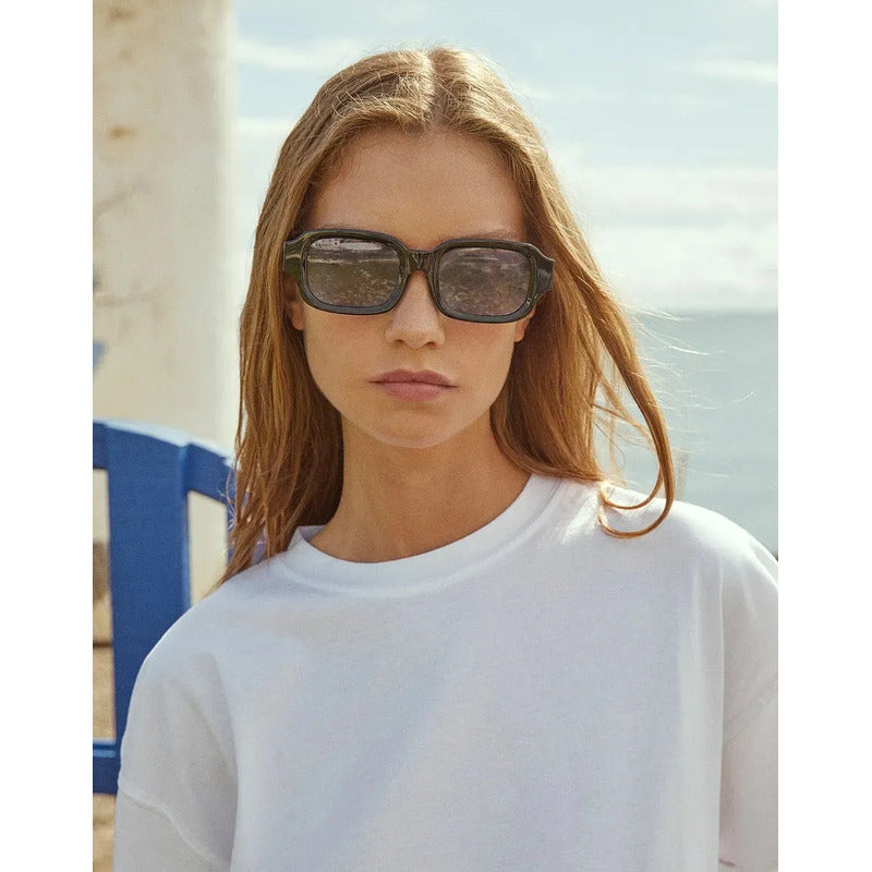 Lentes De Sol - Hawkers - Azure - Black Blueberry Estilo Retro Azul Claro Negro