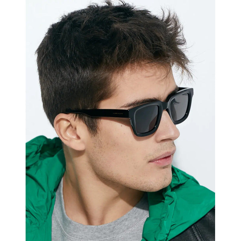 Gafas De Sol Hawkers One Uptown Hombre Y Mujer Lente Negro Varilla Negro Armazón Negro Diseño Mirror Espejo