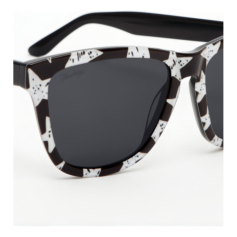 Lentes De Sol Hawkers - Paula Echevarría - Black White Stars - Blanco Y Negro Blanco Negro Blanco/negro