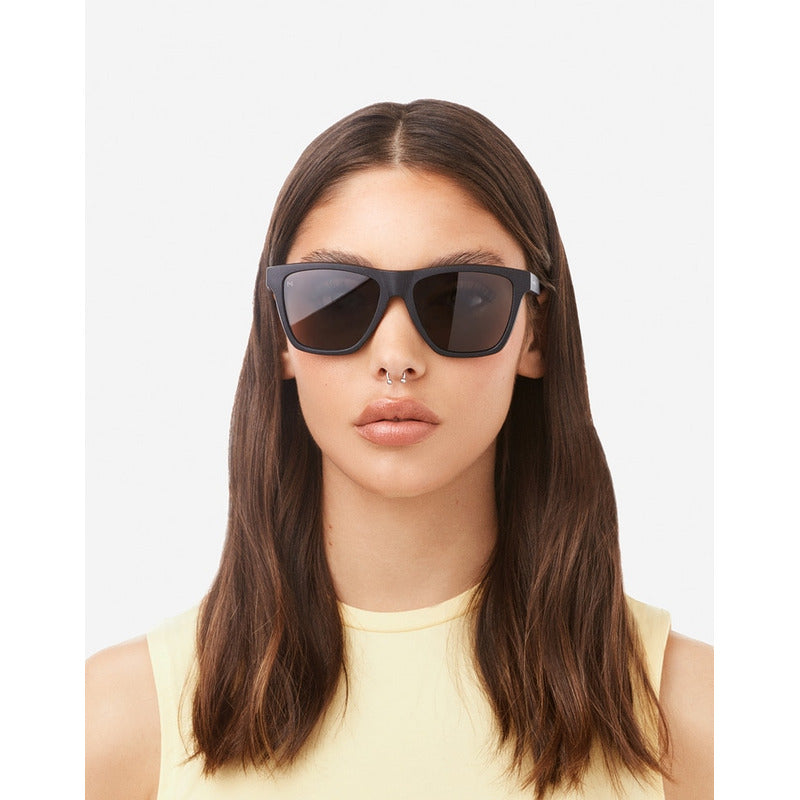 Lentes De Sol Hawkers One Ls Raw Hombre Y Mujer Polarizados Negro