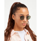 Lente De Sol Hawkers - Moma Midtown Unisex - Polarizadas Gold Green Verde Dorado